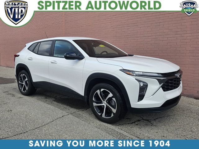 2024 Chevrolet Trax RS's photo