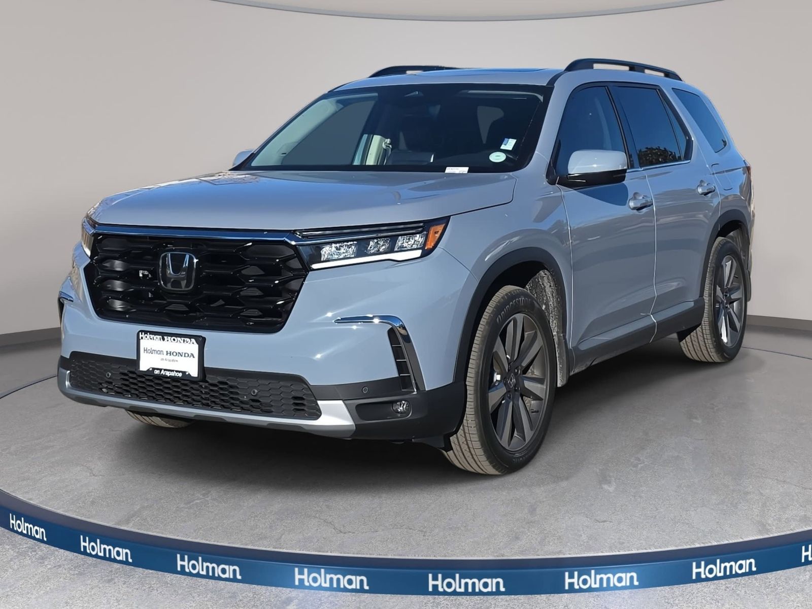 2025 Honda Pilot Touring's photo