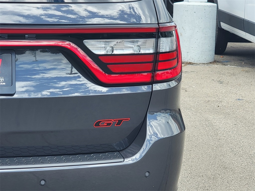 2025 Dodge Durango GT Plus photo 2