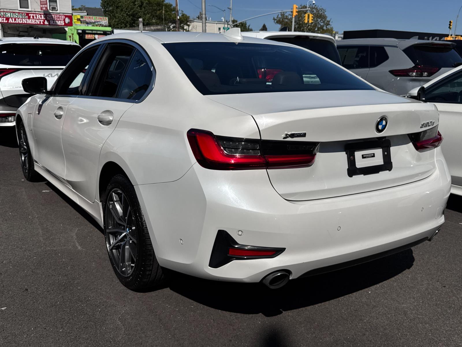 2021 Bmw 330e 330xe photo 6