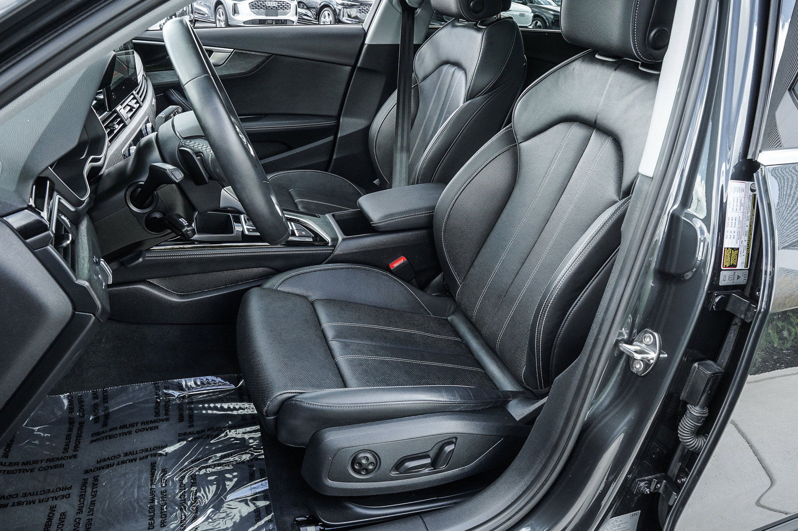 2022 Audi A4 Allroad Quattro Premium Plus photo 9