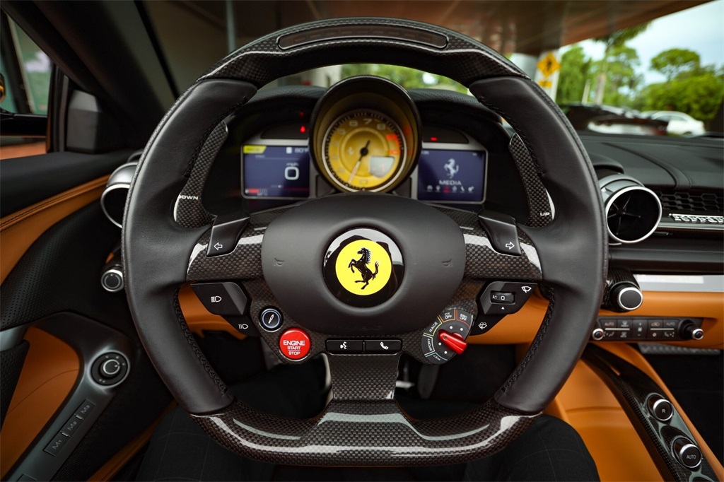 2023 Ferrari 812 GTS Base photo 24