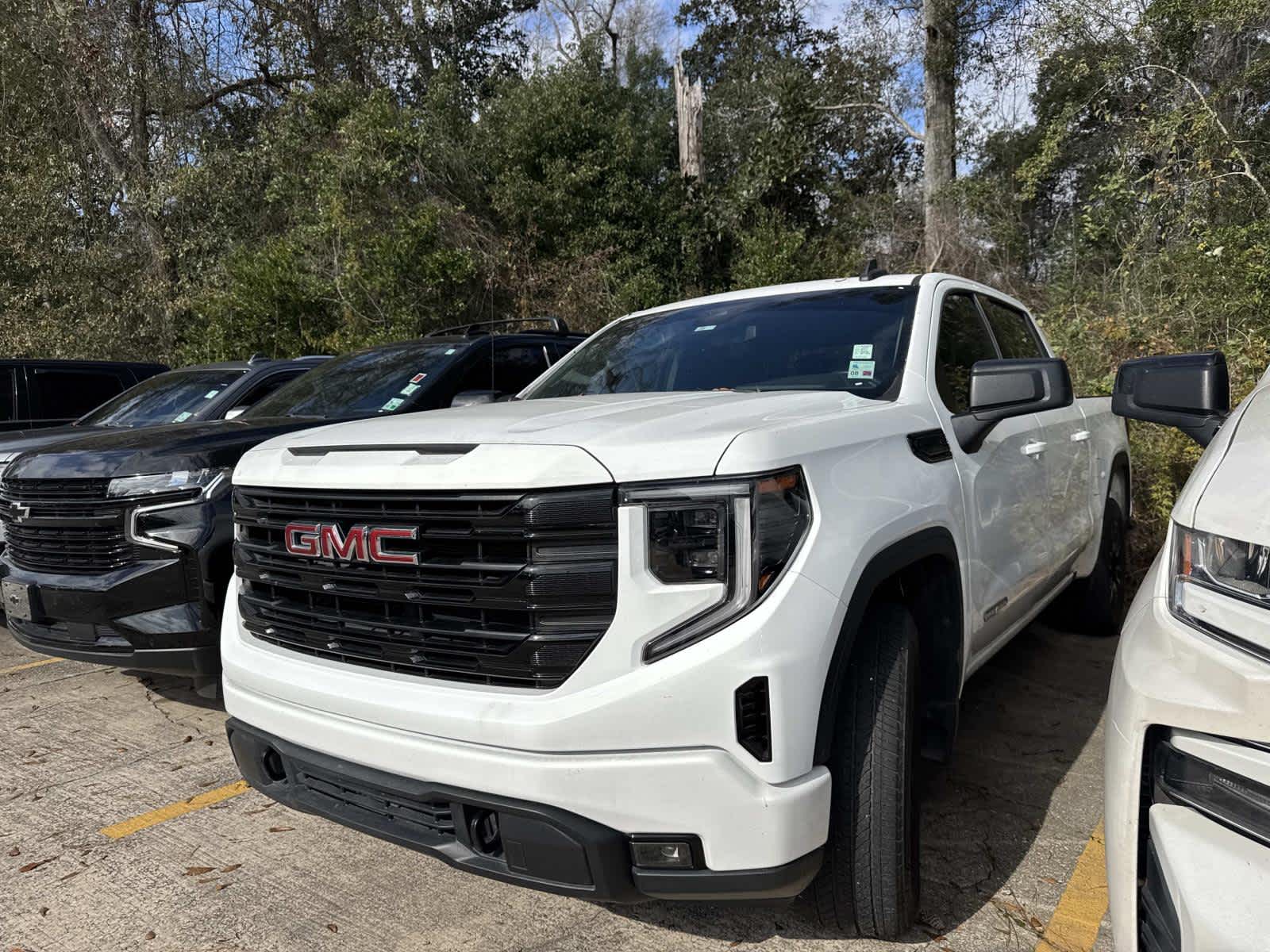 2022 GMC Sierra 1500 Elevation's photo