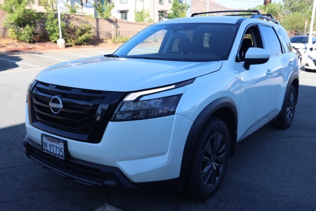 2024 Nissan Pathfinder SV photo 5
