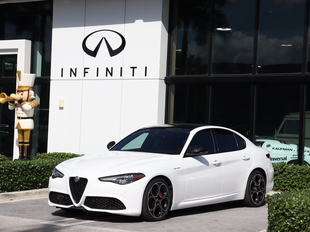 2022 Alfa Romeo Giulia Ti Veloce