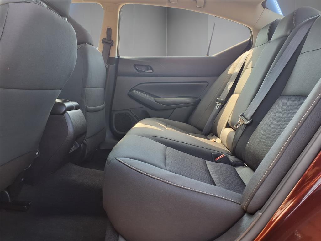 2024 Nissan Altima 2.5 SV photo 12