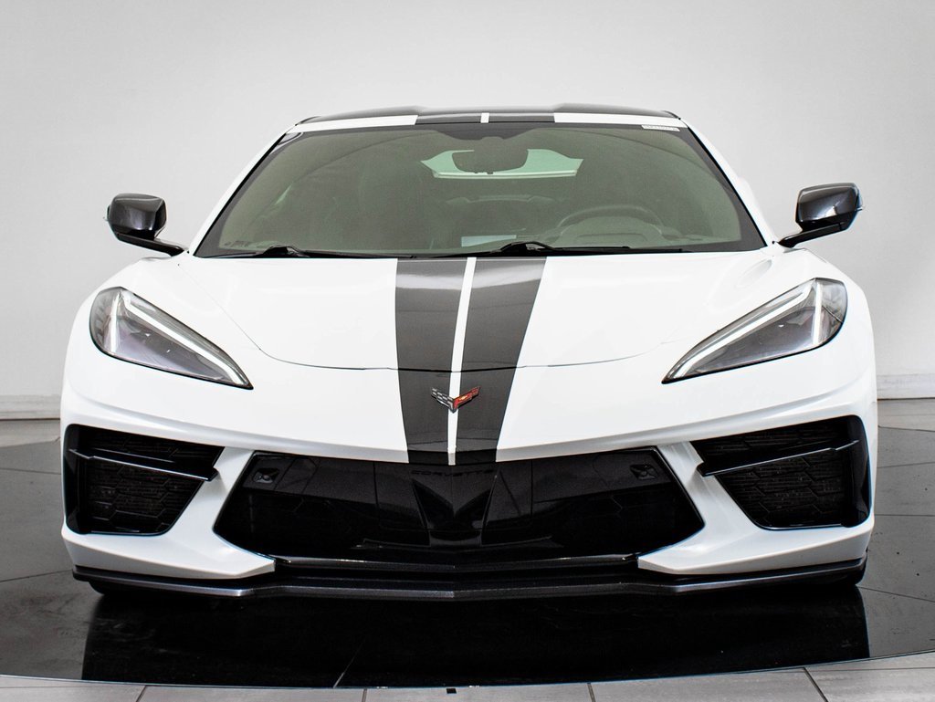 2021 Chevrolet Corvette Stingray photo 2