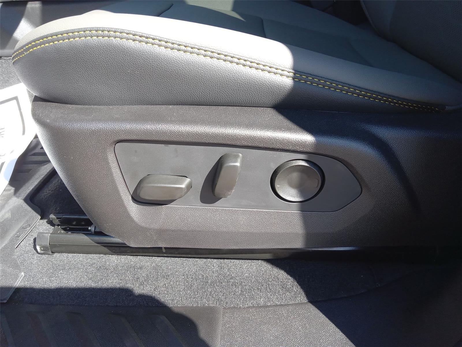2026 Chevrolet Colorado ZR2 photo 10