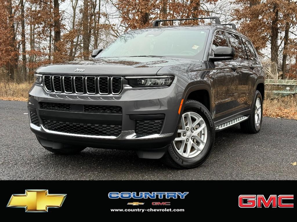 2022 Jeep Grand Cherokee L Laredo's photo