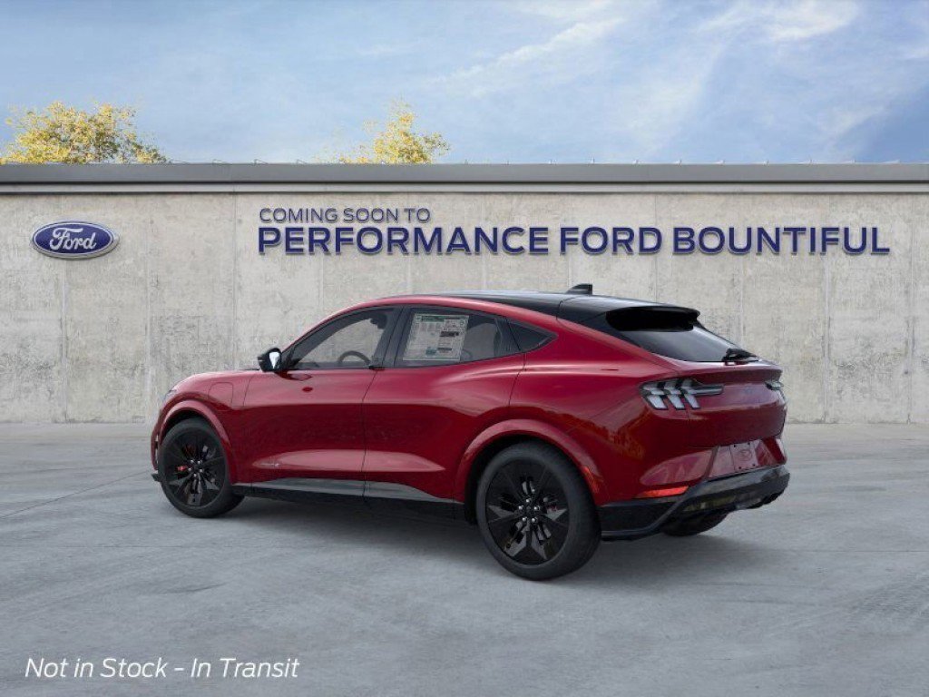 2025 Ford Mustang Mach-E GT photo 4