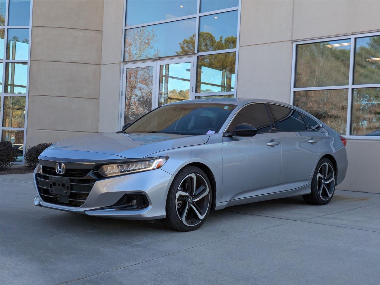 2021 Honda Accord Sport's photo