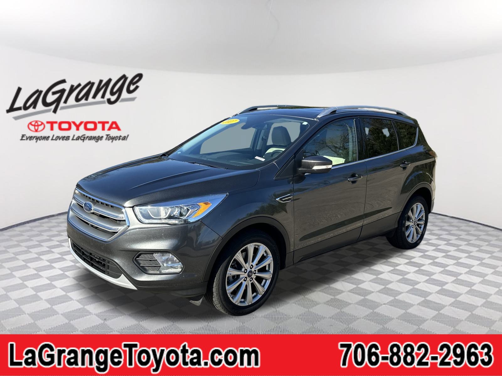 2017 Ford Escape Titanium's photo