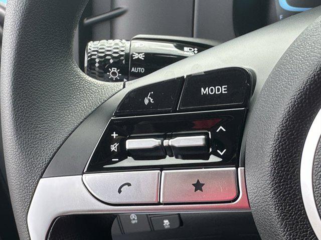 2025 Hyundai Elantra SE photo 22