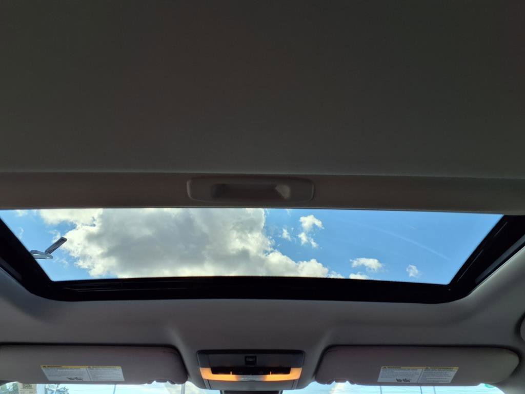 2025 Nissan Altima SV photo 2