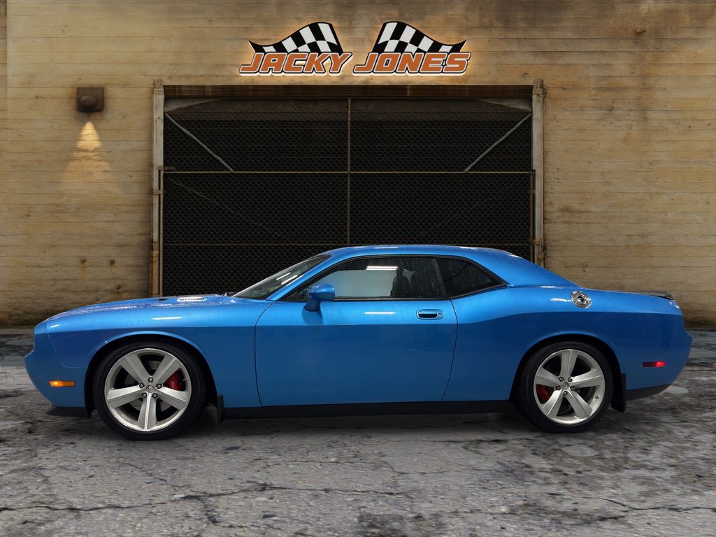 2010 Dodge Challenger SRT8 photo 2