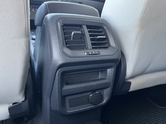 2022 Volkswagen Tiguan S photo 45
