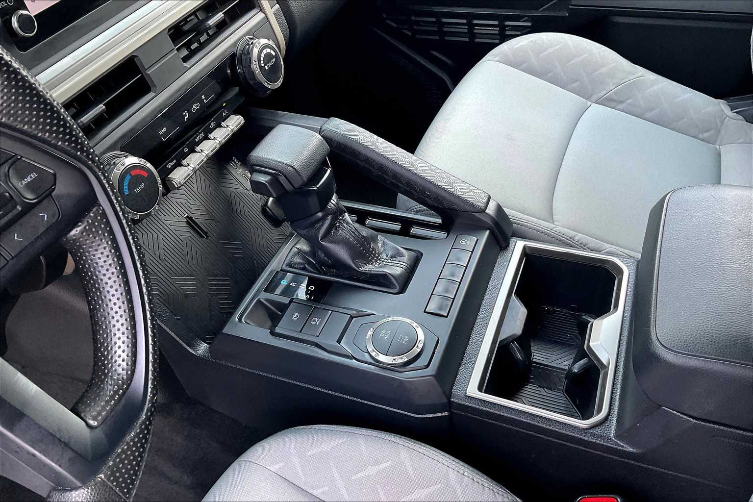 2024 Toyota Tacoma SR5 Double Cab photo 15
