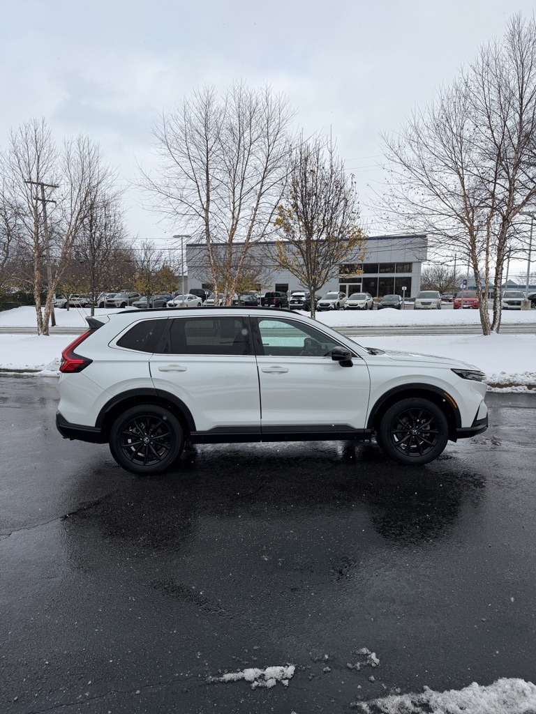 2023 Honda CR-V Hybrid Sport photo 3