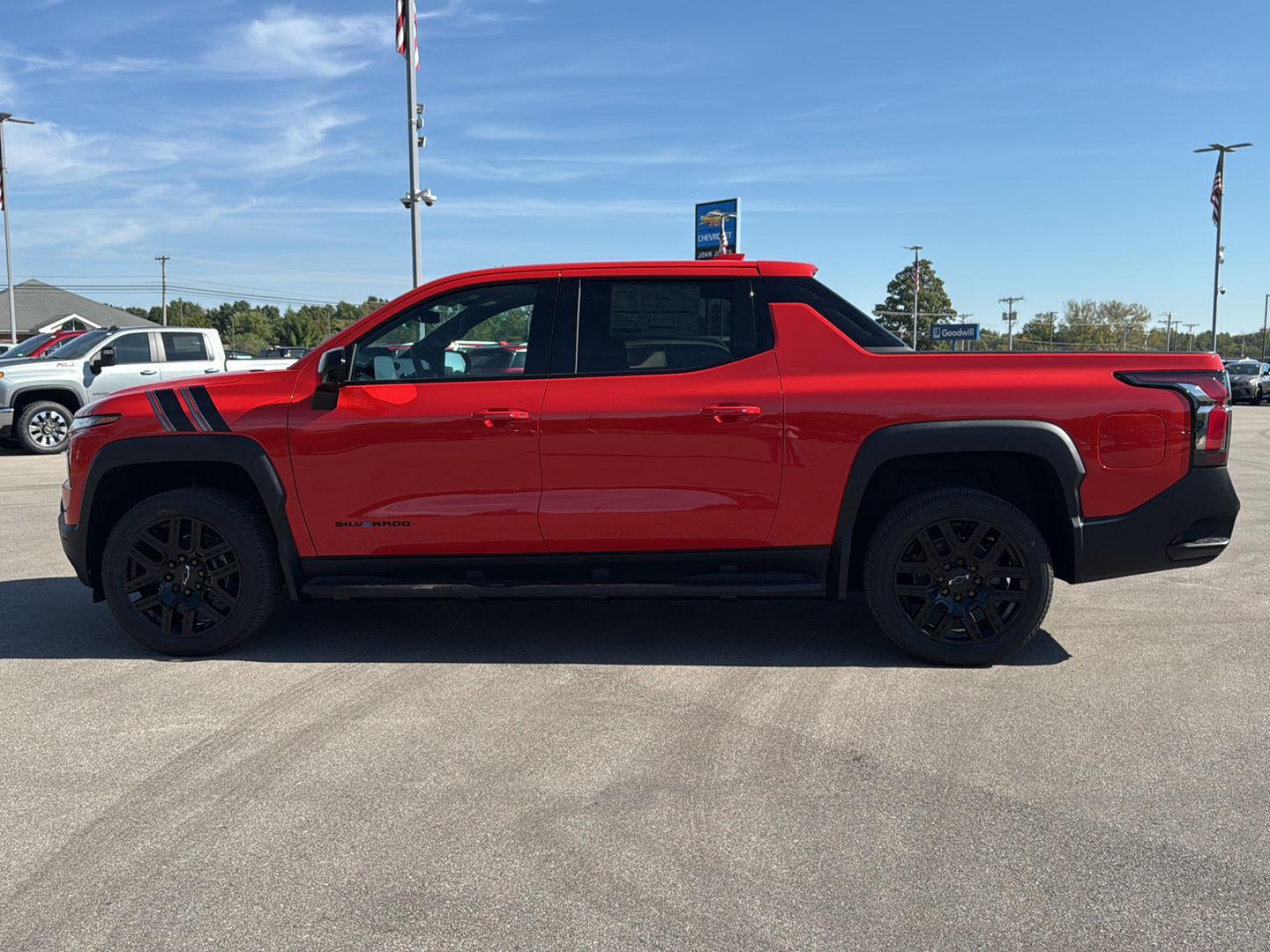 2026 Chevrolet Silverado EV photo 2