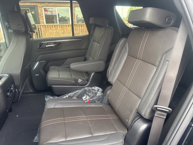 2025 Chevrolet Tahoe High Country photo 5