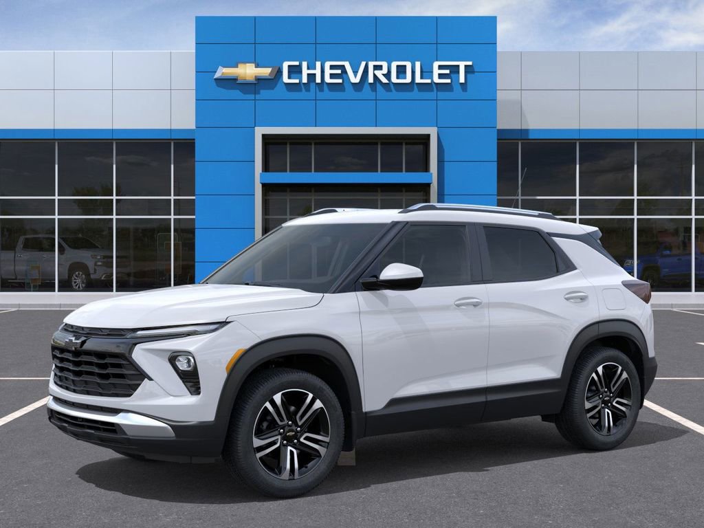 2026 Chevrolet Trailblazer LT photo 2