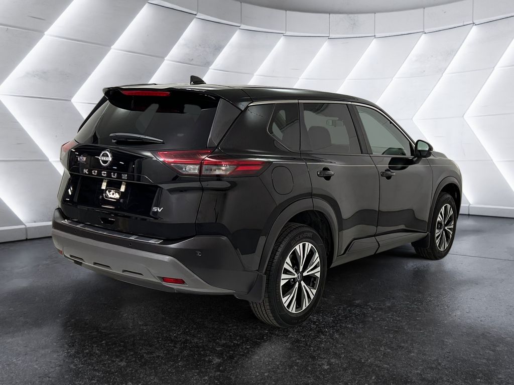 2023 Nissan Rogue SV photo 4