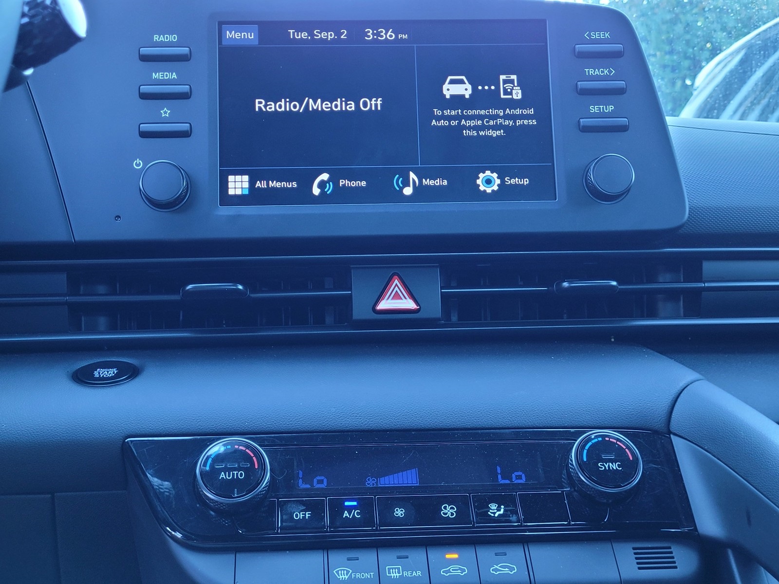 2025 Hyundai Elantra SEL Sport photo 20