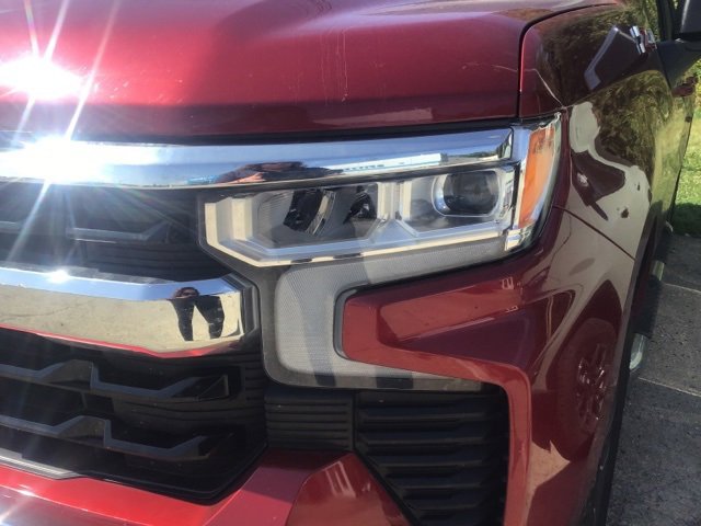 2022 Chevrolet Silverado 1500 LT photo 9