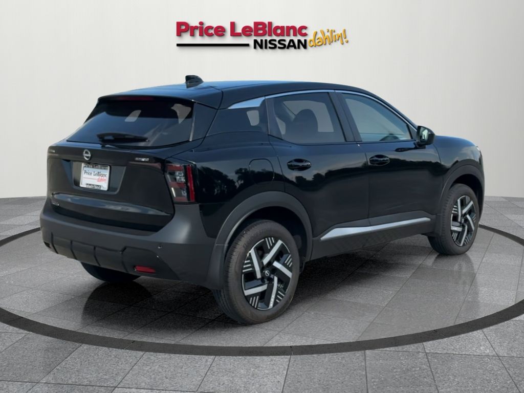 2025 Nissan Kicks SV photo 2