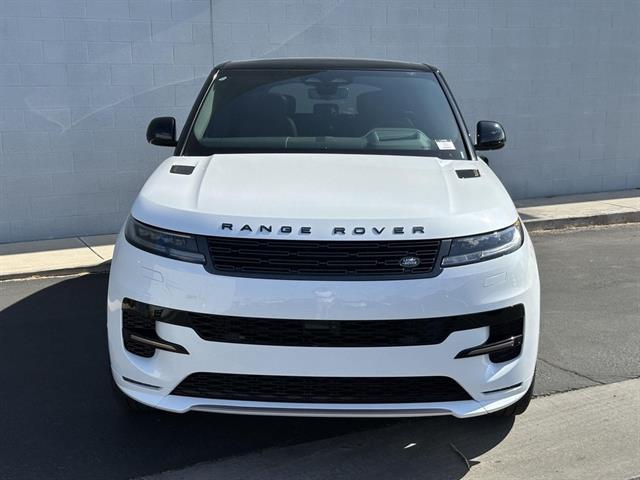 2025 Land Rover Range Rover Sport P530 Dynamic SE photo 4