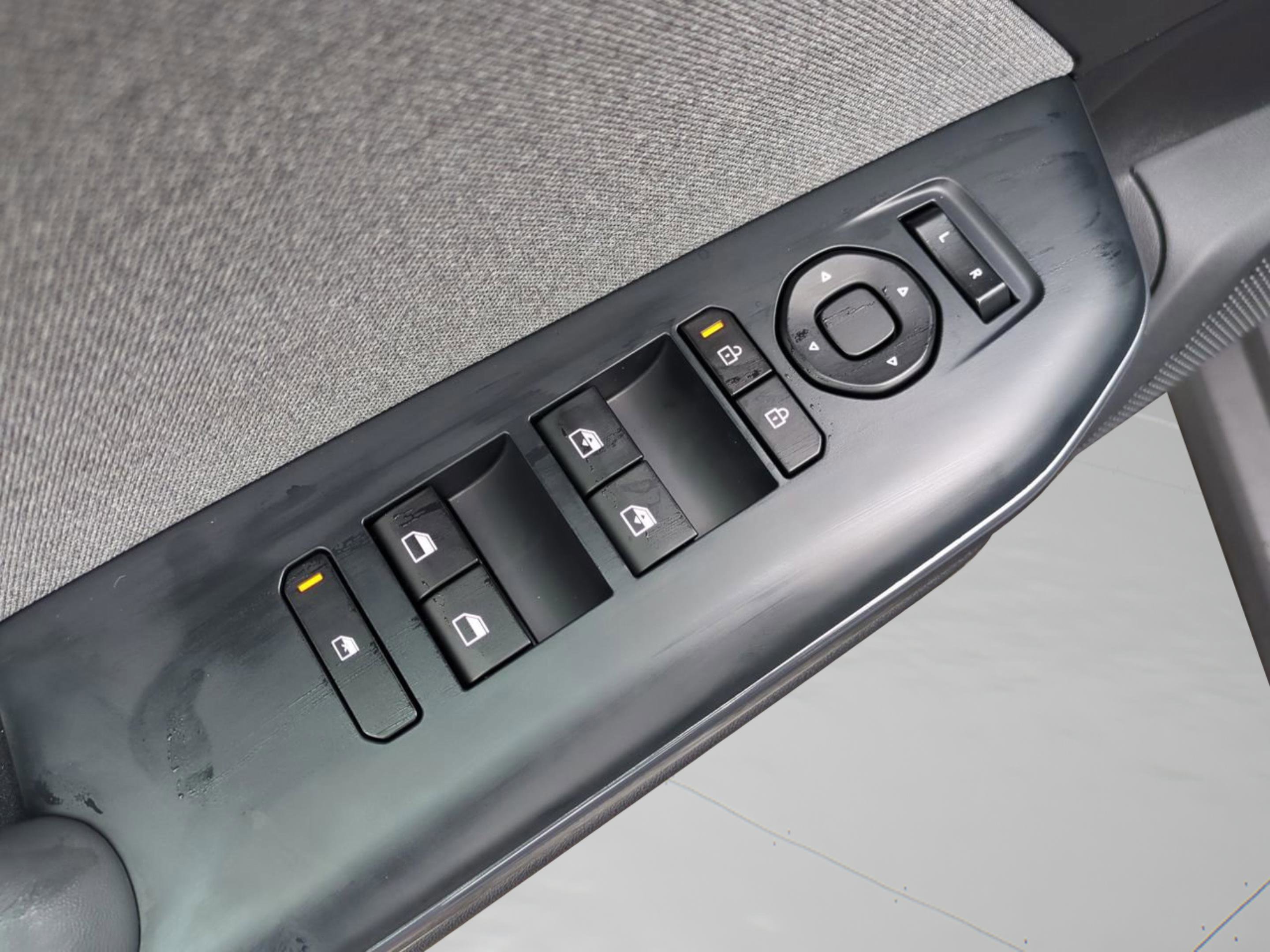2025 Kia K4 EX photo 10