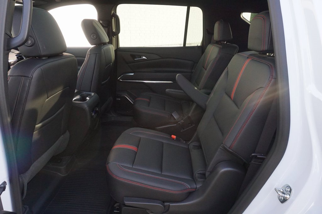 2026 Chevrolet Traverse RS photo 11