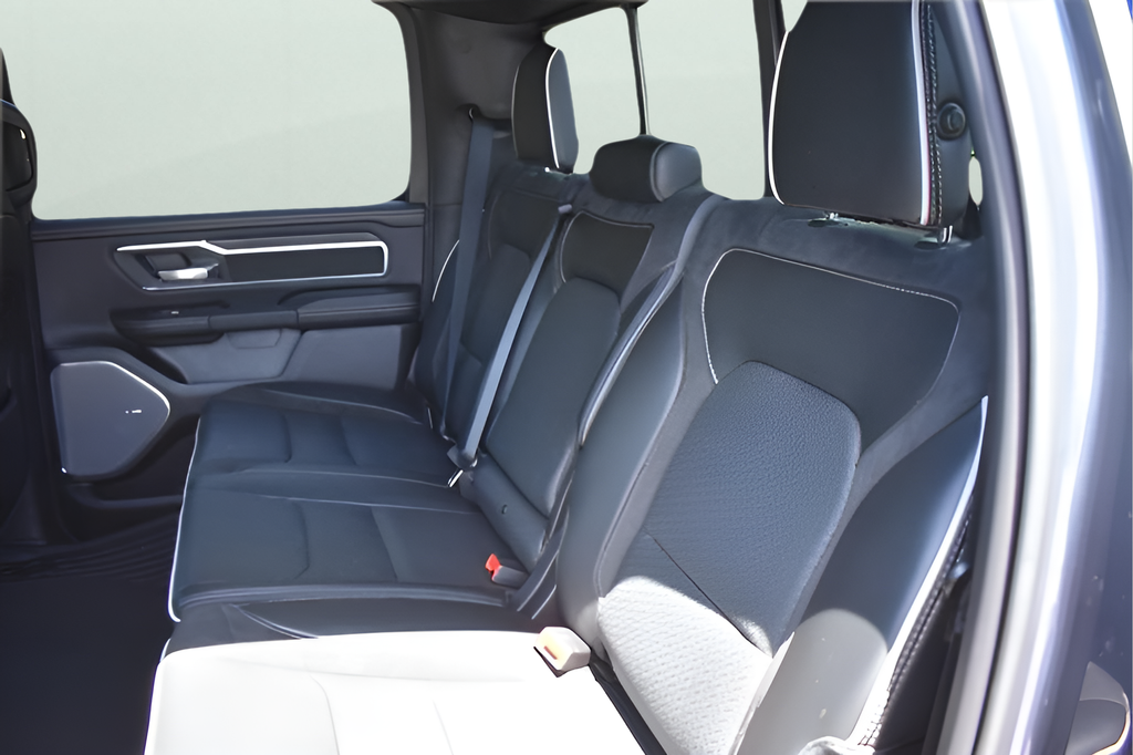 2025 Ram 1500 Laramie photo 15