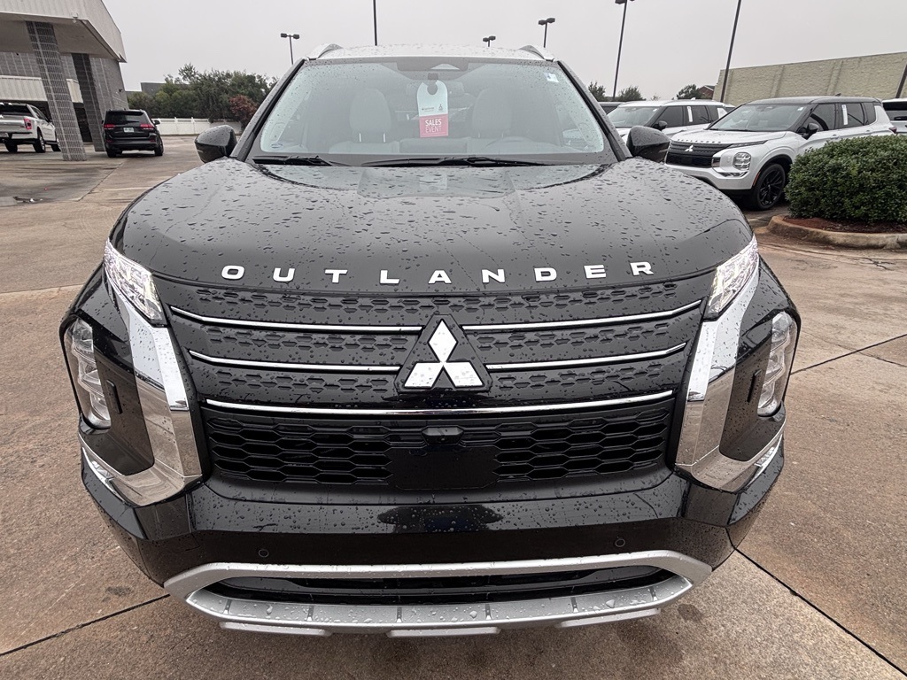 2024 Mitsubishi Outlander PHEV Platinum photo 2
