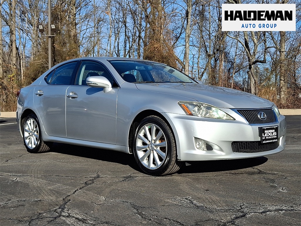 2009 Lexus IS 250's photo