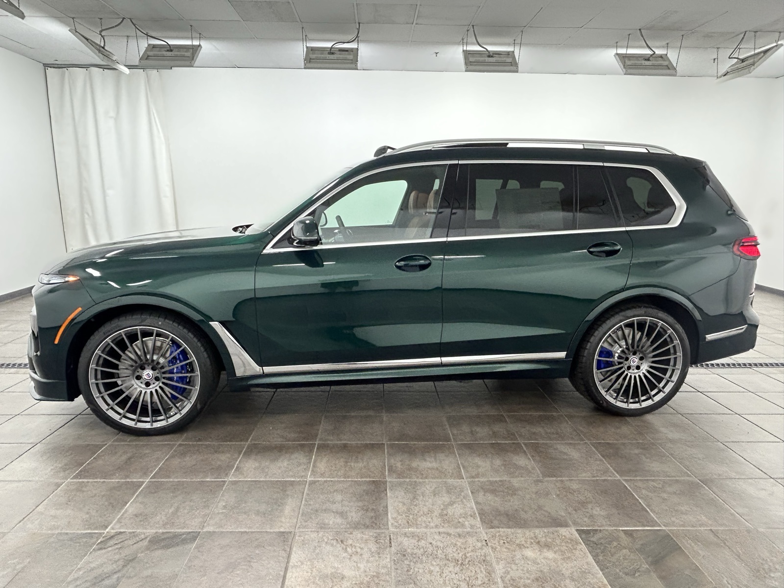 2026 Bmw X7 ALPINA XB7 photo 3
