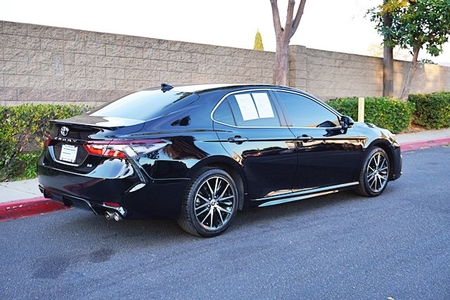 Used 2022 Black Toyota SE image 7