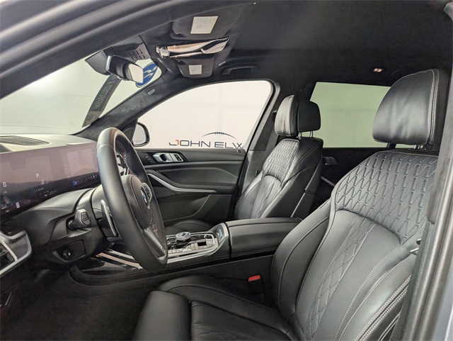 2025 Bmw X7 M60i photo 11