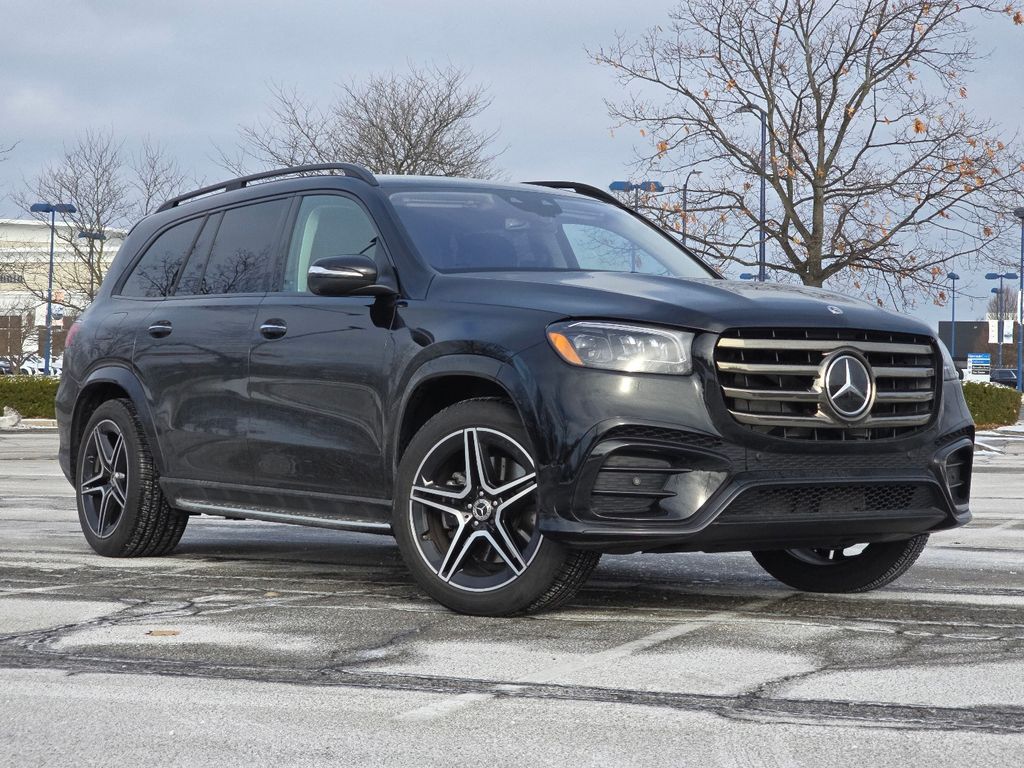 2026 Mercedes-Benz GLS