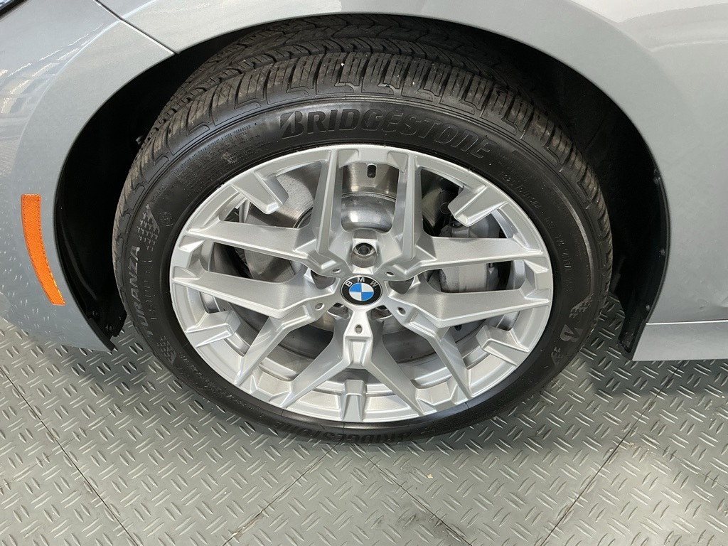 2025 Bmw 330i photo 37