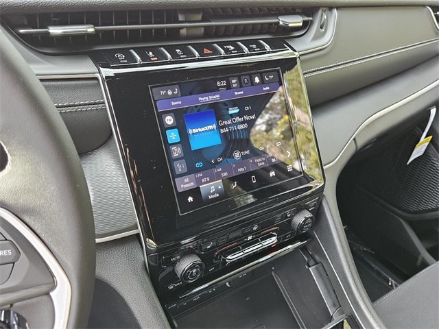 2025 Jeep Grand Cherokee Laredo X photo 18