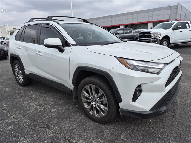 2023 Toyota RAV4 XLE Premium