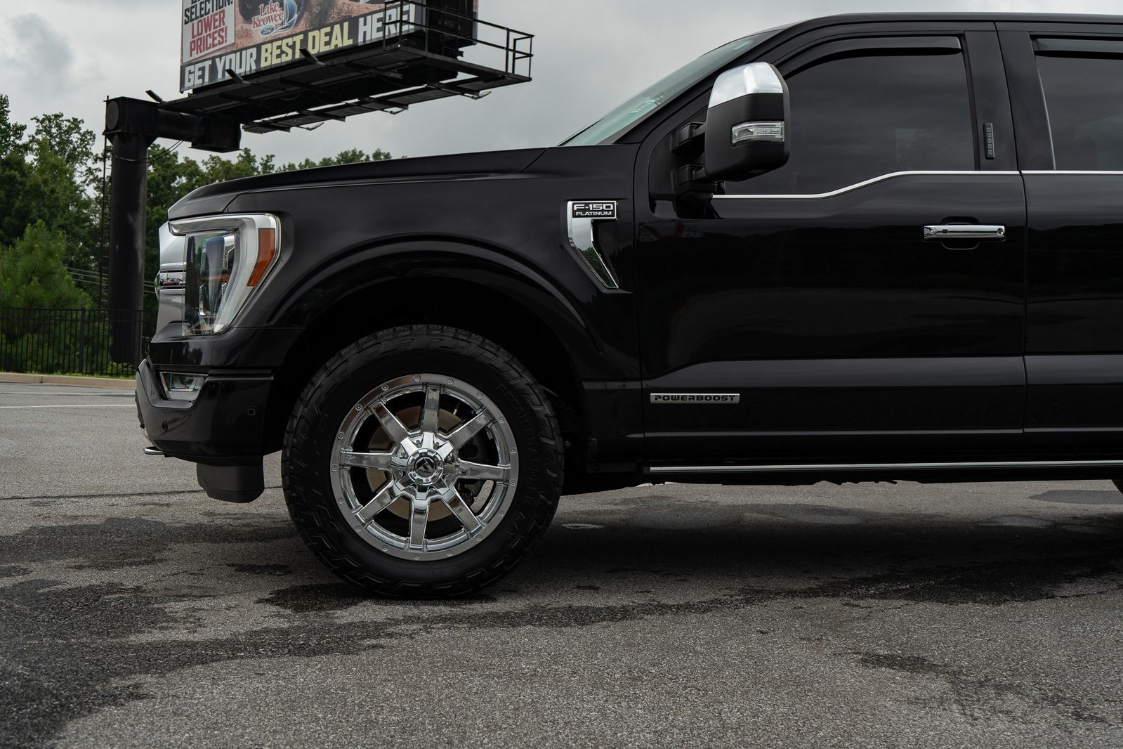2021 Ford F-150 Platinum photo 4