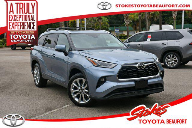 2020 Toyota Highlander Limited's photo