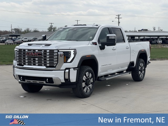 New 2025 GMC Sierra 2500 HD Denali Crew Cab in #2G25491