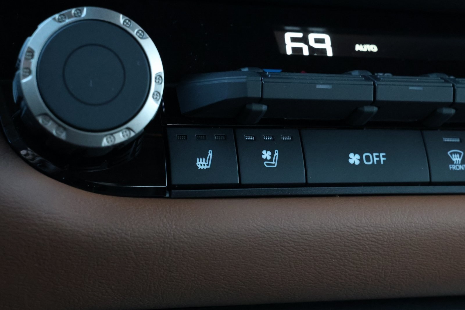 2026 Toyota Tundra 1794 Edition CrewMax photo 4