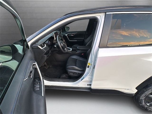 2021 Toyota RAV4 Hybrid XSE photo 29