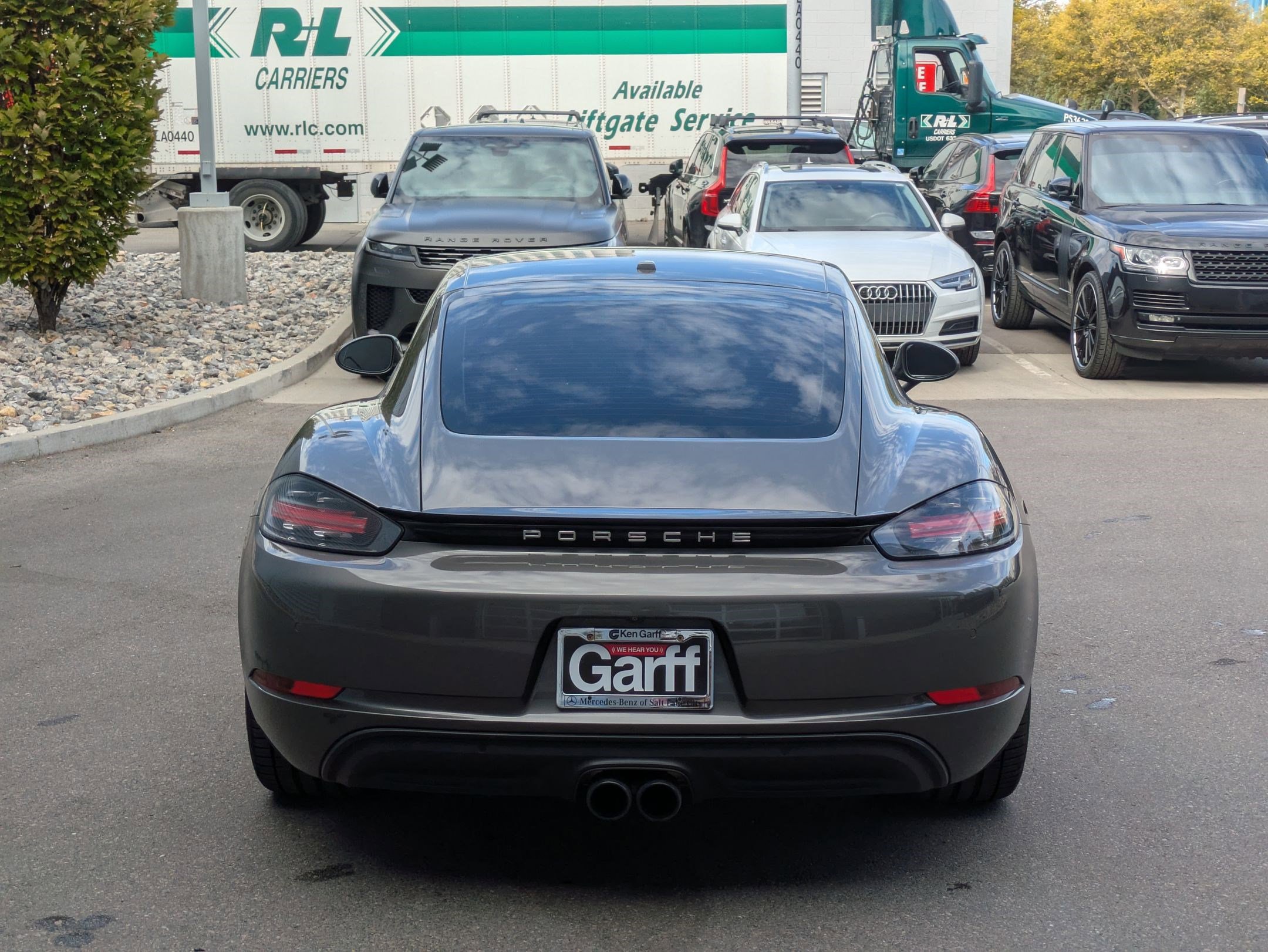 2019 Porsche Cayman T photo 4