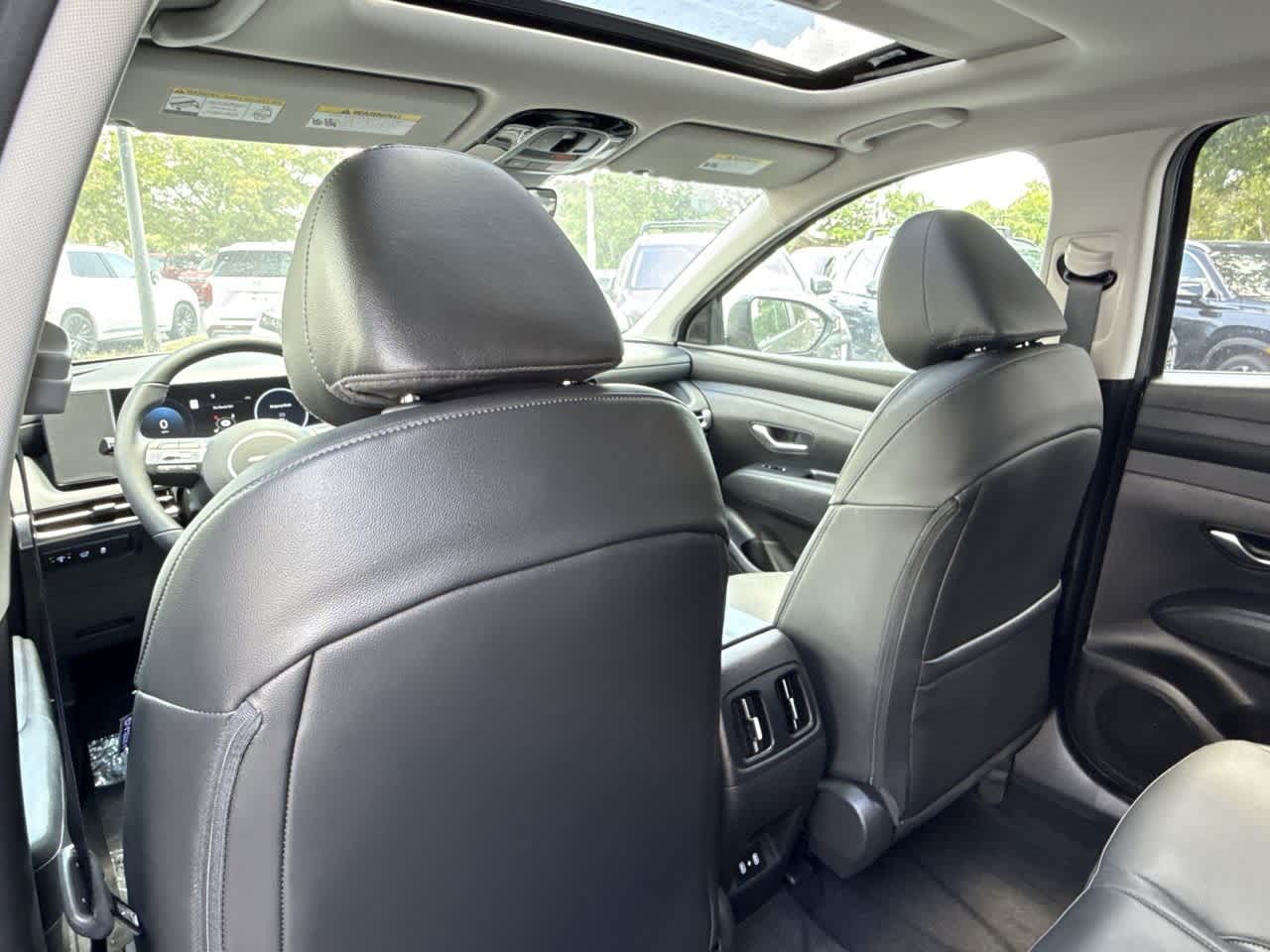 2025 Hyundai Tucson SEL Convenience photo 21