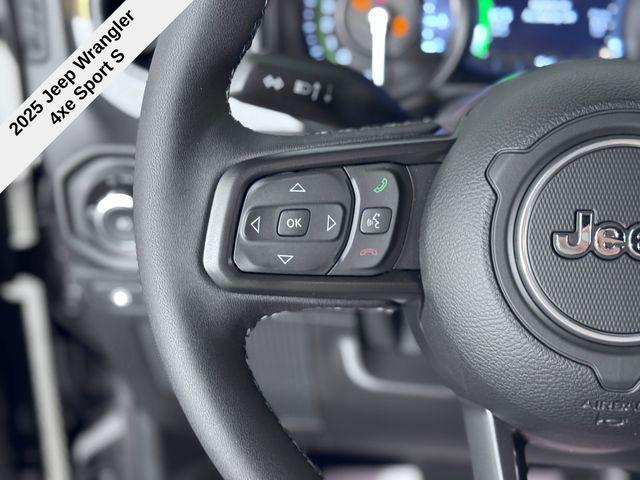 2025 Jeep Wrangler Sport S 4xe photo 33